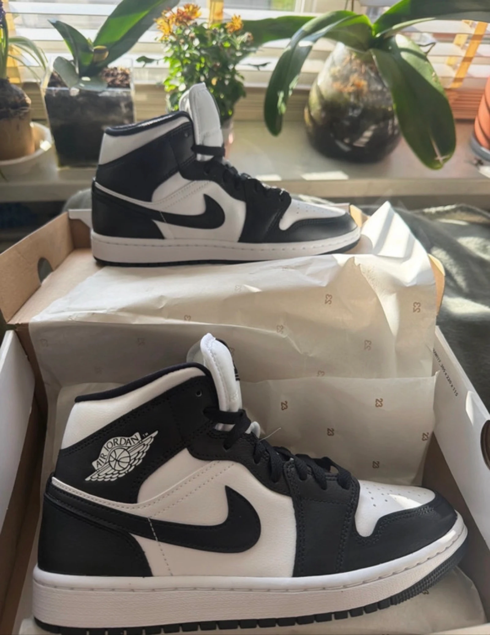 Nike Air Jordan mid 1 – photo 5